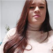 Soy profesora de Diseño gráfico. Enseñar y aportar conocimientos en mi pasión.